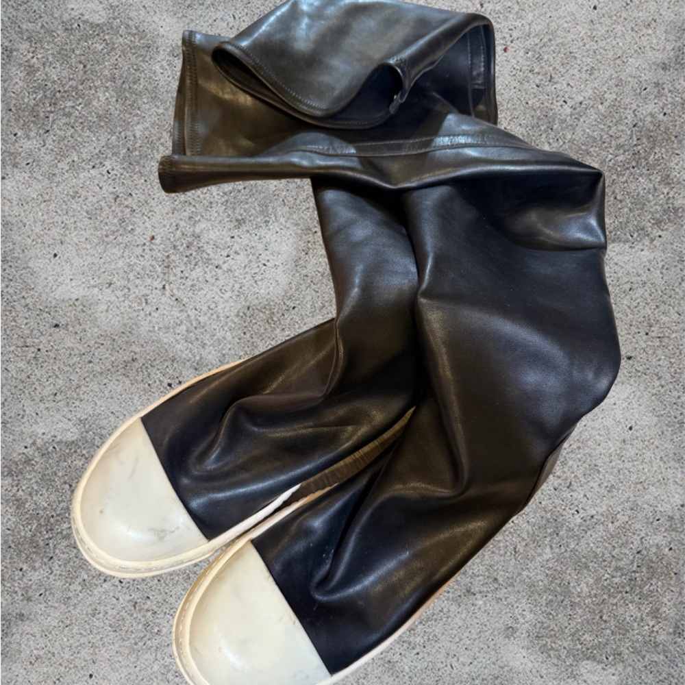 Black Leather Over-the-Knee Boots